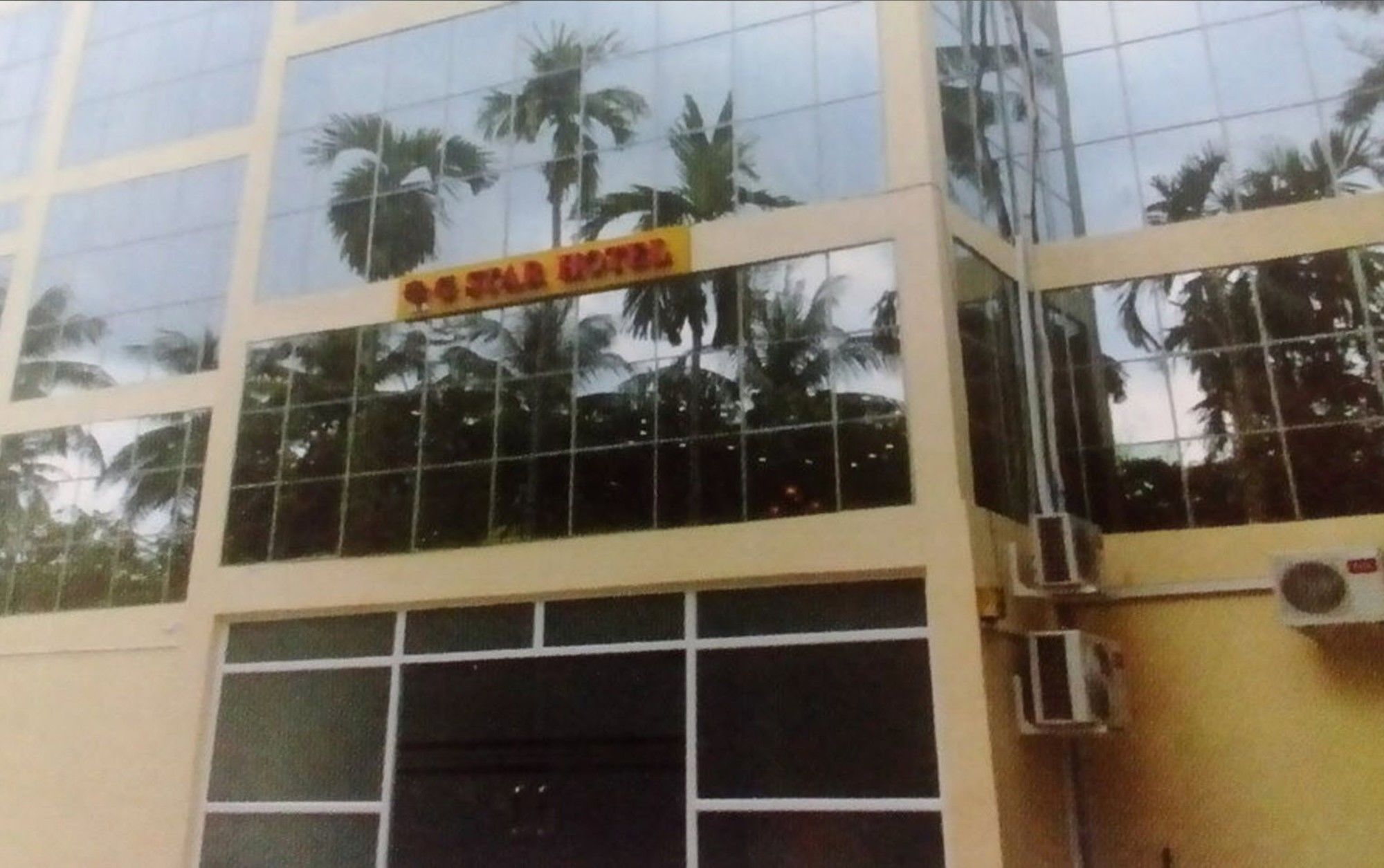 G Star Hotel Yangon Dış mekan fotoğraf