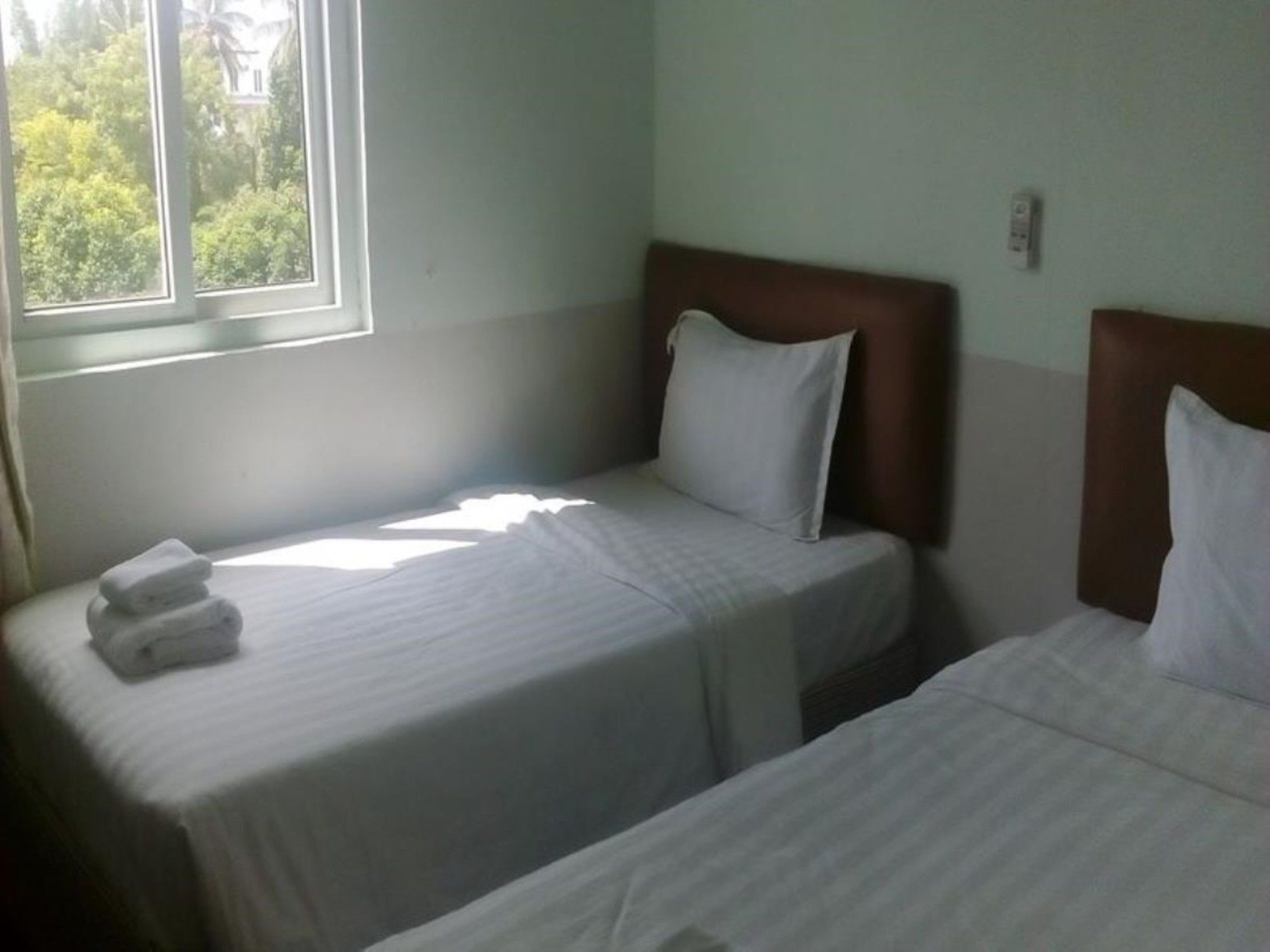 G Star Hotel Yangon Dış mekan fotoğraf